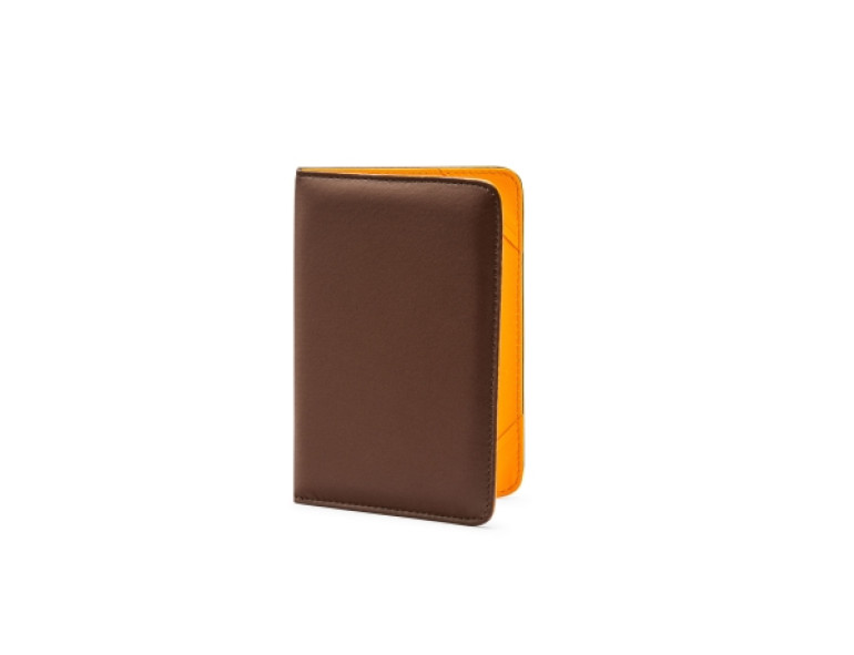 NEW FARM COTTAGE BRANDS LEATHER CERTIFICATE WALLET A5